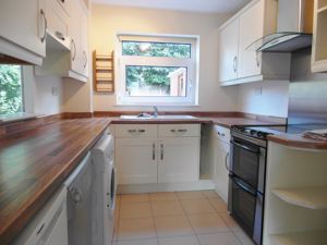 Kitchen- click for photo gallery